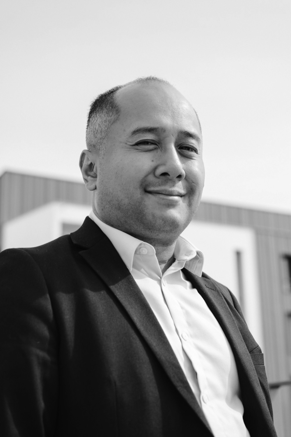 Portrait de Chan Ing, en noir et blanc